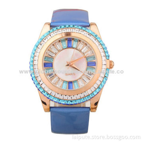 High-quality vogue ladies' crystal watch with alloy case and leather bandNew